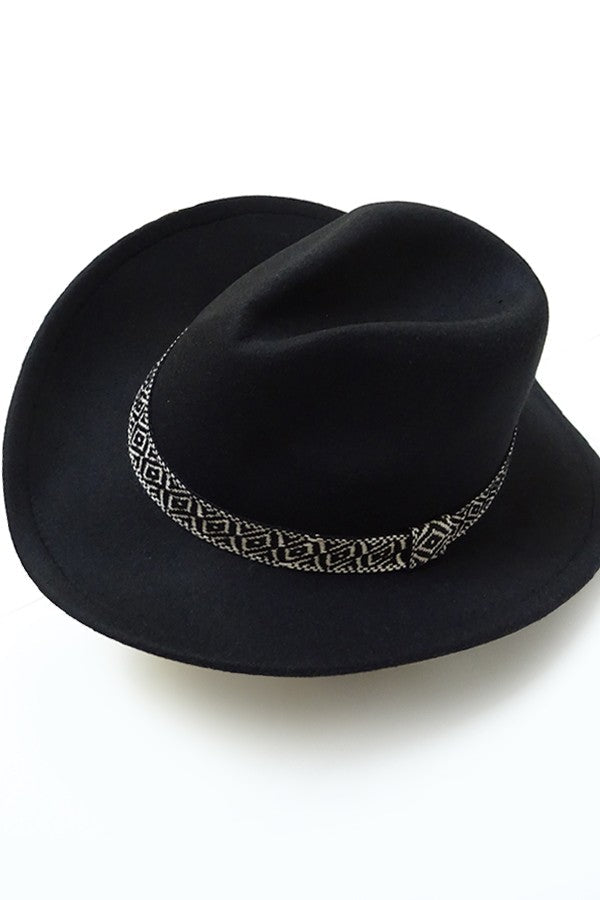 A VINTAGE CLASSIC COW BOY HAT WITH AZTEC TRIM - Image 5