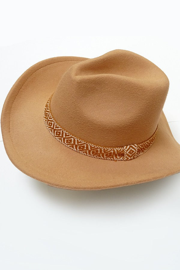 A VINTAGE CLASSIC COW BOY HAT WITH AZTEC TRIM - Image 4