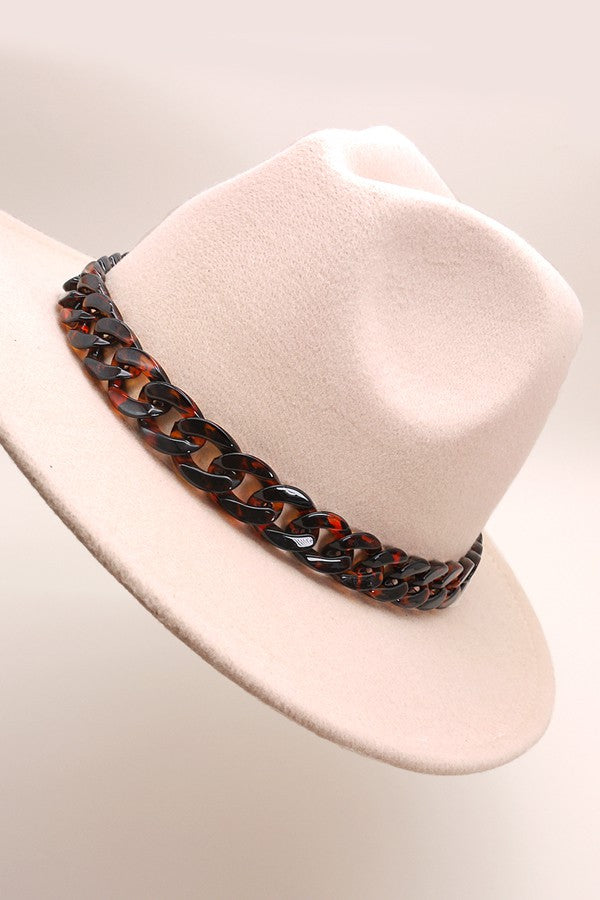 CLASSIC FEDORA HAT WITH TORTOISE CHAIN - Image 8