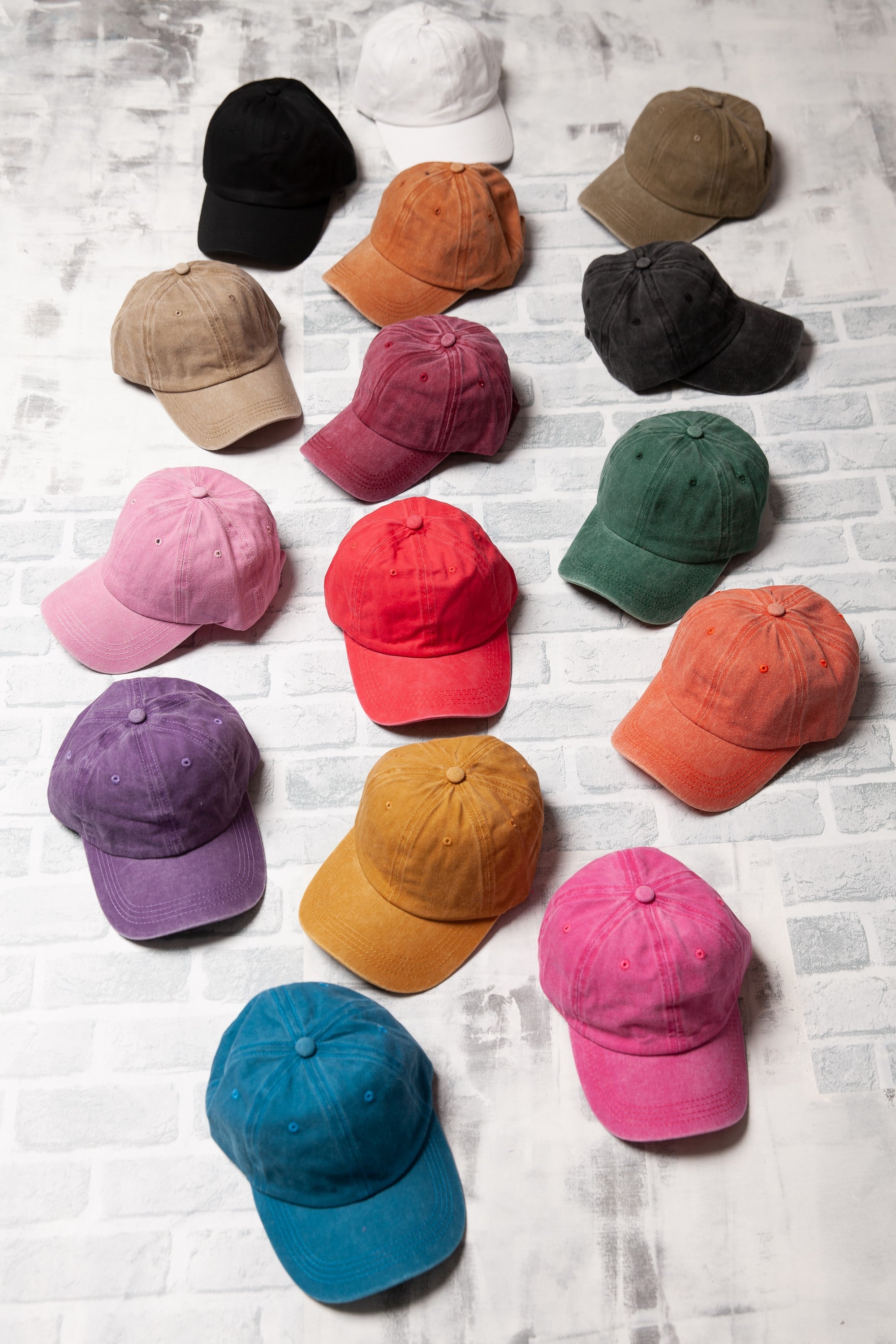 VINTAGE WASHED BASEBALL CAP